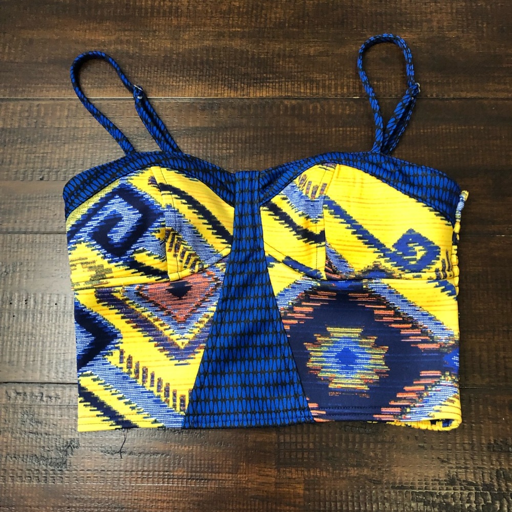 Colorful Xhilaration crop top size small